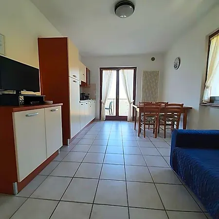Elisabeth Brenzone sul Garda