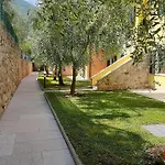 公寓式酒店 Elisabeth 布雷佐内加尔达
